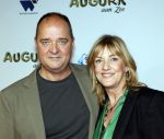 Amsterdam 4 november 2025
Premiere Augurk aan zee in Tuschinski met de cast die bestaat uit oa Monic Hendrickx Martin v Waardenberg Olga Zuiderhoek Jelka v Houten Frank Lammers Peter v d Begin en Tibor Lukacs. Robert v Hemert heeft de titelsong geschreven . Kees Boot met zijn vrouw