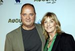 Amsterdam 4 november 2025
Premiere Augurk aan zee in Tuschinski met de cast die bestaat uit oa Monic Hendrickx Martin v Waardenberg Olga Zuiderhoek Jelka v Houten Frank Lammers Peter v d Begin en Tibor Lukacs. Robert v Hemert heeft de titelsong geschreven . Kees Boot met zijn vrouw