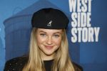 Rotterdam 23 november 2025
Premiere West side story in het nieuwe luxor. Kes v d Broek kwam met haar moeder