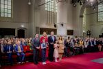 Den Haag 20 november 2025
 Prinses Amalia en haar vader Koning Willem Alexander bij de Grote Kerk, na de Bijzondere Verenigde Vergadering van de Eerste en Tweede Kamer, ter gelegenheid van de tachtigste verjaardag dat het parlement na de Tweede Wereldoorlog voor het eerst weer in gezamenlijkheid bijeenkwam. Eerste Kamervoorzitter Mei Li Vos Tweede Kamervoorzitter Thom van Campenvingen ze op .