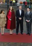 Den Haag 20 november 2025
 Prinses Amalia en haar vader Koning Willem Alexander bij de Grote Kerk, na de Bijzondere Verenigde Vergadering van de Eerste en Tweede Kamer, ter gelegenheid van de tachtigste verjaardag dat het parlement na de Tweede Wereldoorlog voor het eerst weer in gezamenlijkheid bijeenkwam. Eerste Kamervoorzitter Mei Li Vos Tweede Kamervoorzitter Thom van Campenvingen ze op .