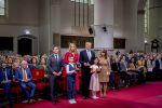 Den Haag 20 november 2025
 Prinses Amalia en haar vader Koning Willem Alexander bij de Grote Kerk, na de Bijzondere Verenigde Vergadering van de Eerste en Tweede Kamer, ter gelegenheid van de tachtigste verjaardag dat het parlement na de Tweede Wereldoorlog voor het eerst weer in gezamenlijkheid bijeenkwam. Eerste Kamervoorzitter Mei Li Vos Tweede Kamervoorzitter Thom van Campenvingen ze op .