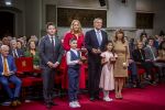 Den Haag 20 november 2025
 Prinses Amalia en haar vader Koning Willem Alexander bij de Grote Kerk, na de Bijzondere Verenigde Vergadering van de Eerste en Tweede Kamer, ter gelegenheid van de tachtigste verjaardag dat het parlement na de Tweede Wereldoorlog voor het eerst weer in gezamenlijkheid bijeenkwam. Eerste Kamervoorzitter Mei Li Vos Tweede Kamervoorzitter Thom van Campenvingen ze op .
