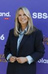 Blaricum 17 oktober 2025
Perspresentatie eerste aflevering Gooische vrouwen met oa aanwezig Linda de Mol Susan Visser Liews Visschedijk Teunie de Brouwer Tommy v Lent Robert de Hoog en Eefje Kuijtzer