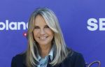 Blaricum 17 oktober 2025
Perspresentatie eerste aflevering Gooische vrouwen met oa aanwezig Linda de Mol Susan Visser Liews Visschedijk Teunie de Brouwer Tommy v Lent Robert de Hoog en Eefje Kuijtzer