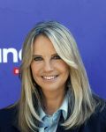 Blaricum 17 oktober 2025
Perspresentatie eerste aflevering Gooische vrouwen met oa aanwezig Linda de Mol Susan Visser Liews Visschedijk Teunie de Brouwer Tommy v Lent Robert de Hoog en Eefje Kuijtzer