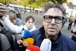 Utrecht 30 oktober 2025
Tweede dag van de rechtszaak tegen Marco Borsato in de rechtbank van Utrecht . Er was ongelofelijk veel pers aanwezig . Marco werd bijgestaan door de advocaten Geert Jan Knoops en Carry Knoops .