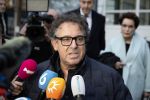 Utrecht 30 oktober 2025
Tweede dag van de rechtszaak tegen Marco Borsato in de rechtbank van Utrecht . Er was ongelofelijk veel pers aanwezig . Marco werd bijgestaan door de advocaten Geert Jan Knoops en Carry Knoops .