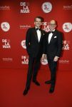 Amsterdam 30 november 2025
80 jaar het DeLaMar theater . Maurice Wijnen poseert met Ronald den Ouden