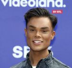 Blaricum 17 oktober 2025
Perspresentatie eerste aflevering Gooische vrouwen met oa aanwezig Linda de Mol Susan Visser Liews Visschedijk Teunie de Brouwer Tommy v Lent Robert de Hoog en Eefje Kuijtzer . Melle v Rooijen