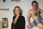 Amsterdam 4 november 2025
Premiere Augurk aan zee in Tuschinski met de cast die bestaat uit oa Monic Hendrickx Martin v Waardenberg Olga Zuiderhoek Jelka v Houten Frank Lammers Peter v d Begin en Tibor Lukacs. Robert v Hemert heeft de titelsong geschreven .