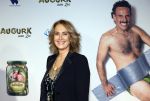 Amsterdam 4 november 2025
Premiere Augurk aan zee in Tuschinski met de cast die bestaat uit oa Monic Hendrickx Martin v Waardenberg Olga Zuiderhoek Jelka v Houten Frank Lammers Peter v d Begin en Tibor Lukacs. Robert v Hemert heeft de titelsong geschreven .