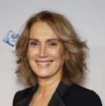 Amsterdam 4 november 2025
Premiere Augurk aan zee in Tuschinski met de cast die bestaat uit oa Monic Hendrickx Martin v Waardenberg Olga Zuiderhoek Jelka v Houten Frank Lammers Peter v d Begin en Tibor Lukacs. Robert v Hemert heeft de titelsong geschreven .