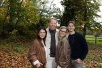 Naarden 3 november 2025
Presentatie nieuwe serie de Frogers met aanwezig Rene Froger Natasja Froger Danny Froger Ann Dominique Wilten Natascha Froger Matthijs Timmermans Charlie Didier Froger Sammy Verheij Maxim Froger en Ruby Celine met hun zoontje.