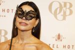 Amsterdam 26 november 2025
Olcay Gulsen geeft een groot feest ( Gemaskerd bal) in het Amstel Hotel.