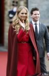 Den Haag 20 november 2025
 Prinses Amalia en haar vader Koning Willem Alexander bij de Grote Kerk, na de Bijzondere Verenigde Vergadering van de Eerste en Tweede Kamer, ter gelegenheid van de tachtigste verjaardag dat het parlement na de Tweede Wereldoorlog voor het eerst weer in gezamenlijkheid bijeenkwam. Eerste Kamervoorzitter Mei Li Vos Tweede Kamervoorzitter Thom van Campenvingen ze op .