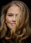 Den Haag 20 november 2025
 Prinses Amalia en haar vader Koning Willem Alexander bij de Grote Kerk, na de Bijzondere Verenigde Vergadering van de Eerste en Tweede Kamer, ter gelegenheid van de tachtigste verjaardag dat het parlement na de Tweede Wereldoorlog voor het eerst weer in gezamenlijkheid bijeenkwam. Eerste Kamervoorzitter Mei Li Vos Tweede Kamervoorzitter Thom van Campenvingen ze op .