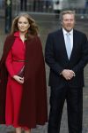 Den Haag 20 november 2025
 Prinses Amalia en haar vader Koning Willem Alexander bij de Grote Kerk, na de Bijzondere Verenigde Vergadering van de Eerste en Tweede Kamer, ter gelegenheid van de tachtigste verjaardag dat het parlement na de Tweede Wereldoorlog voor het eerst weer in gezamenlijkheid bijeenkwam. Eerste Kamervoorzitter Mei Li Vos Tweede Kamervoorzitter Thom van Campenvingen ze op .