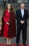 Den Haag 20 november 2025
 Prinses Amalia en haar vader Koning Willem Alexander bij de Grote Kerk, na de Bijzondere Verenigde Vergadering van de Eerste en Tweede Kamer, ter gelegenheid van de tachtigste verjaardag dat het parlement na de Tweede Wereldoorlog voor het eerst weer in gezamenlijkheid bijeenkwam. Eerste Kamervoorzitter Mei Li Vos Tweede Kamervoorzitter Thom van Campenvingen ze op .