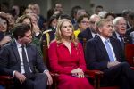 Den Haag 20 november 2025
 Prinses Amalia en haar vader Koning Willem Alexander bij de Grote Kerk, na de Bijzondere Verenigde Vergadering van de Eerste en Tweede Kamer, ter gelegenheid van de tachtigste verjaardag dat het parlement na de Tweede Wereldoorlog voor het eerst weer in gezamenlijkheid bijeenkwam. Eerste Kamervoorzitter Mei Li Vos Tweede Kamervoorzitter Thom van Campenvingen ze op .