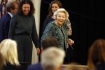 Amsterdam 13 november 2025
Prinses Beatrix en Sacha de Boer bij de opening van een fototentoonstelling ter gelegenheid van het honderdjarig bestaan van ontwikkelingsorganisatie Simavi in het Rijksmuseum in Amsterdam