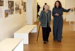 Amsterdam 13 november 2025
Prinses Beatrix en Sacha de Boer bij de opening van een fototentoonstelling ter gelegenheid van het honderdjarig bestaan van ontwikkelingsorganisatie Simavi in het Rijksmuseum in Amsterdam
