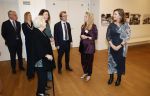 Amsterdam 13 november 2025
Prinses Beatrix en Sacha de Boer bij de opening van een fototentoonstelling ter gelegenheid van het honderdjarig bestaan van ontwikkelingsorganisatie Simavi in het Rijksmuseum in Amsterdam