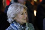 Laren (Gelderland) 19 november 2025
Bijeenkomst van nationale boomplantdag waar prinses Irene uit handen van Albert Verlinde een prijs krijgt omdat zij zich altijd ingezet heeft voor behoud en onderhoud bomen .