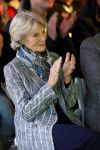 Laren (Gelderland) 19 november 2025
Bijeenkomst van nationale boomplantdag waar prinses Irene uit handen van Albert Verlinde een prijs krijgt omdat zij zich altijd ingezet heeft voor behoud en onderhoud bomen .