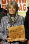 Laren (Gelderland) 19 november 2025
Bijeenkomst van nationale boomplantdag waar prinses Irene uit handen van Albert Verlinde een prijs krijgt omdat zij zich altijd ingezet heeft voor behoud en onderhoud bomen .