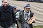 Laren (Gelderland) 19 november 2025
Bijeenkomst van nationale boomplantdag waar prinses Irene uit handen van Albert Verlinde een prijs krijgt omdat zij zich altijd ingezet heeft voor behoud en onderhoud bomen .