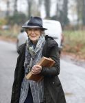 Laren (Gelderland) 19 november 2025
Bijeenkomst van nationale boomplantdag waar prinses Irene uit handen van Albert Verlinde een prijs krijgt omdat zij zich altijd ingezet heeft voor behoud en onderhoud bomen .