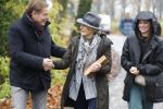 Laren (Gelderland) 19 november 2025
Bijeenkomst van nationale boomplantdag waar prinses Irene uit handen van Albert Verlinde een prijs krijgt omdat zij zich altijd ingezet heeft voor behoud en onderhoud bomen .