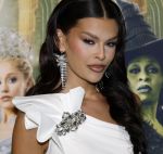 Amsterdam 18 november 2025
Premiere Wicked in het deLaMar theater . Rikkie Valerie Kolle met partner