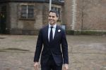 Den Haag 20 november 2025
 Prinses Amalia en haar vader Koning Willem Alexander bij de Grote Kerk, na de Bijzondere Verenigde Vergadering van de Eerste en Tweede Kamer, ter gelegenheid van de tachtigste verjaardag dat het parlement na de Tweede Wereldoorlog voor het eerst weer in gezamenlijkheid bijeenkwam. Eerste Kamervoorzitter Mei Li Vos Tweede Kamervoorzitter Thom van Campenvingen ze op . Rob Jetten