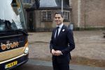 Den Haag 20 november 2025
 Prinses Amalia en haar vader Koning Willem Alexander bij de Grote Kerk, na de Bijzondere Verenigde Vergadering van de Eerste en Tweede Kamer, ter gelegenheid van de tachtigste verjaardag dat het parlement na de Tweede Wereldoorlog voor het eerst weer in gezamenlijkheid bijeenkwam. Eerste Kamervoorzitter Mei Li Vos Tweede Kamervoorzitter Thom van Campenvingen ze op . Rob Jetten