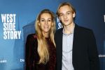 Rotterdam 23 november 2025
Premiere West side story in het nieuwe luxor. Roos Reedijk met zoon