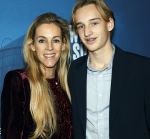 Rotterdam 23 november 2025
Premiere West side story in het nieuwe luxor. Roos Reedijk met zoon