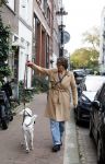Amsterdam 16 oktober 2025
Sanne Wallis de Vries met haar hond in het centrum van Amsterdam