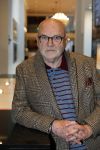 Amsterdam 26 oktober 2025
Boekpresentatie boek over 80 jaar het DeLaMar theater . Simone Kleinsma kreg uit handen van Janine v d Ende en Joop v d Ende het eerste exemplaar. Serge Henri Valcke