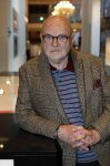 Amsterdam 26 oktober 2025
Boekpresentatie boek over 80 jaar het DeLaMar theater . Simone Kleinsma kreg uit handen van Janine v d Ende en Joop v d Ende het eerste exemplaar. Serge Henri Valcke