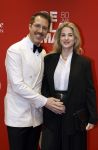 Amsterdam 30 november 2025
80 jaar het DeLaMar theater . William Spaaij poseert met zijn zwngere partner Liza Kollau