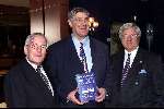 Utrecht 21 december 1999
Uitreiking boek ANTON GEESINK
hier met Joop v d Reijden en Tjerk Westerterp