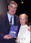 Utrecht 21 december 1999
Uitreiking boek ANTON GEESINK
hier met zijn vrouw