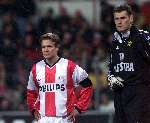 Eindhoven, 4 December 1999
Komp. PSV-Roda JC, eindstand 2-0

Johan vogel


PETER SMULDERS BV