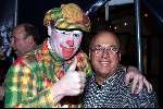 Amsterdam 13 december 1999
Gala of the stars. Bekende nederlanders doen een circusact voor het Foster Parents plan.
Joop Braakhekke met Ad Smetsers