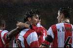 Eindhoven, 4 December 1999
Komp. PSV-Roda JC, eindstand 2-0
Luc Nilis zijn 100e kompetitiedoelpunt  in de Nederlandse kompetitie en Mark v Bommel