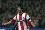 Eindhoven, 4 December 1999
Komp. PSV-Roda JC, eindstand 2-0
Luc Nilis zijn 100e kompetitiedoelpunt  in de Nederlandse kompetitie