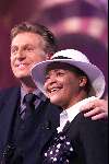 Aalsmeer 8-12-1999
Sterrenplaybackshow van Hennie Huisman.
Ruth Jacoth en Henny Huisman
