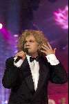 Aalsmeer 7 december 2000
Sterrenplayback show met Carlo Boshard als Gordon